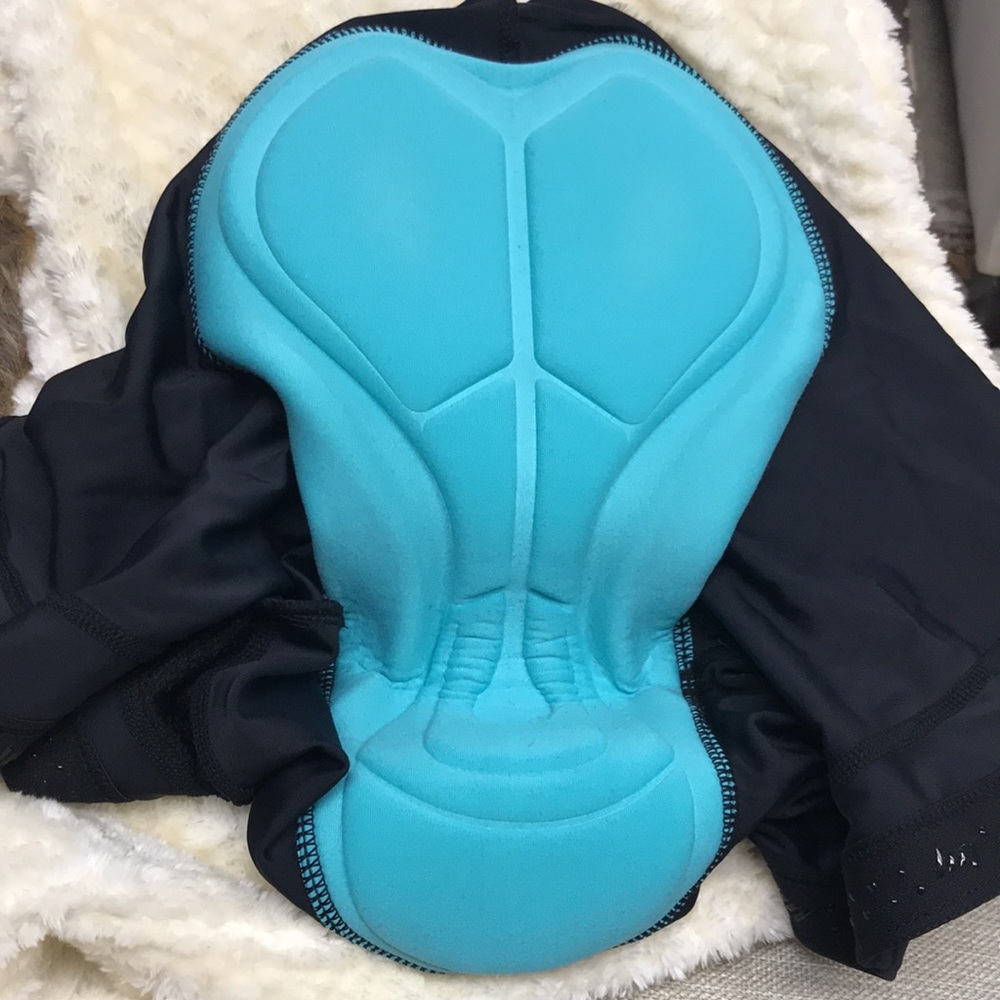 Beroy Cycle Shorts - Picture 5 of 7